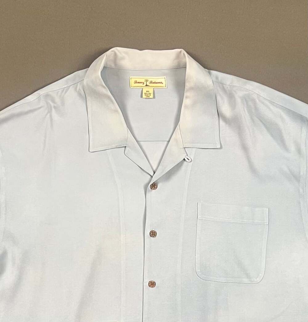 Tommy Bahama Mens XXL Light Blue Solid 100% Silk Short Sleeve Camp Shirt